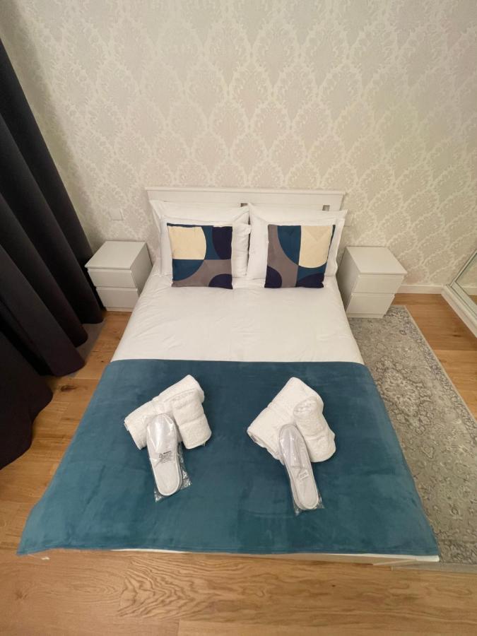 Apartment Sela House - Luton Airport *